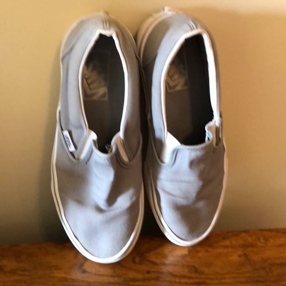 Vans Off the Wall Slip Ons